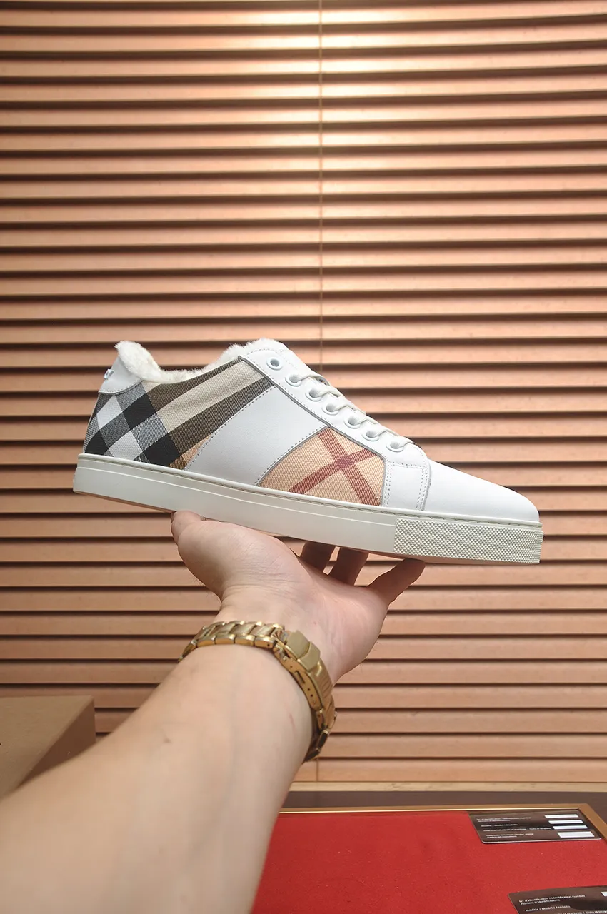 Men's shoes 💰480💶【Burberry】(wool lining) classic low-top sneakers｜Imported cowhide with classic plaid fabric｜wool lining｜original outsole｜fine workmanship and comfortable to wear Size: 38-44 (customized at 45)